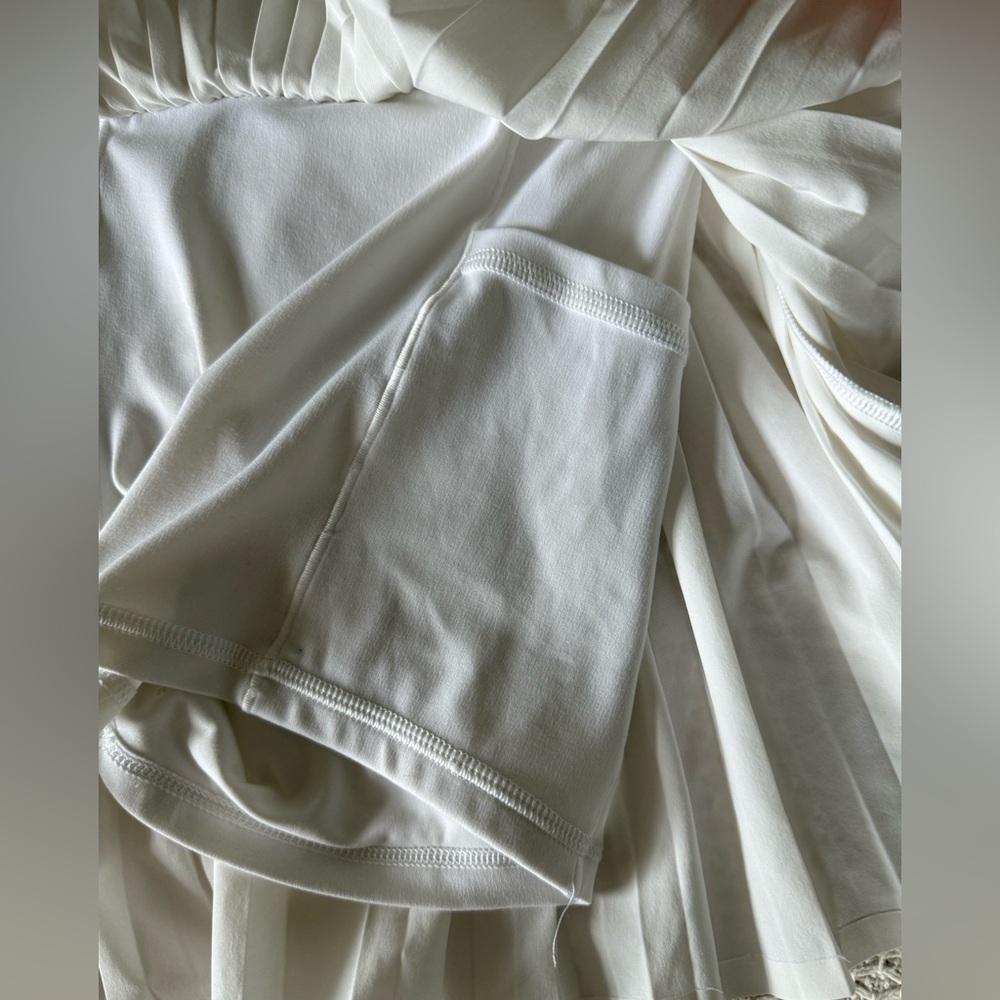 OFFLINE By Aerie All Aces Pleated High Waisted Tennis Skort, White, M, MSRP $55 - Picture 8 of 13